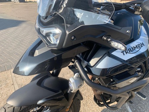Triumph Tiger 900 GT PRO ONE OWNER FULL SERVICE HISTORY - Picture 8 of 10