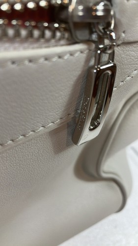 Cole Haan leather hobo shoulder beige bag - Picture 2 of 10