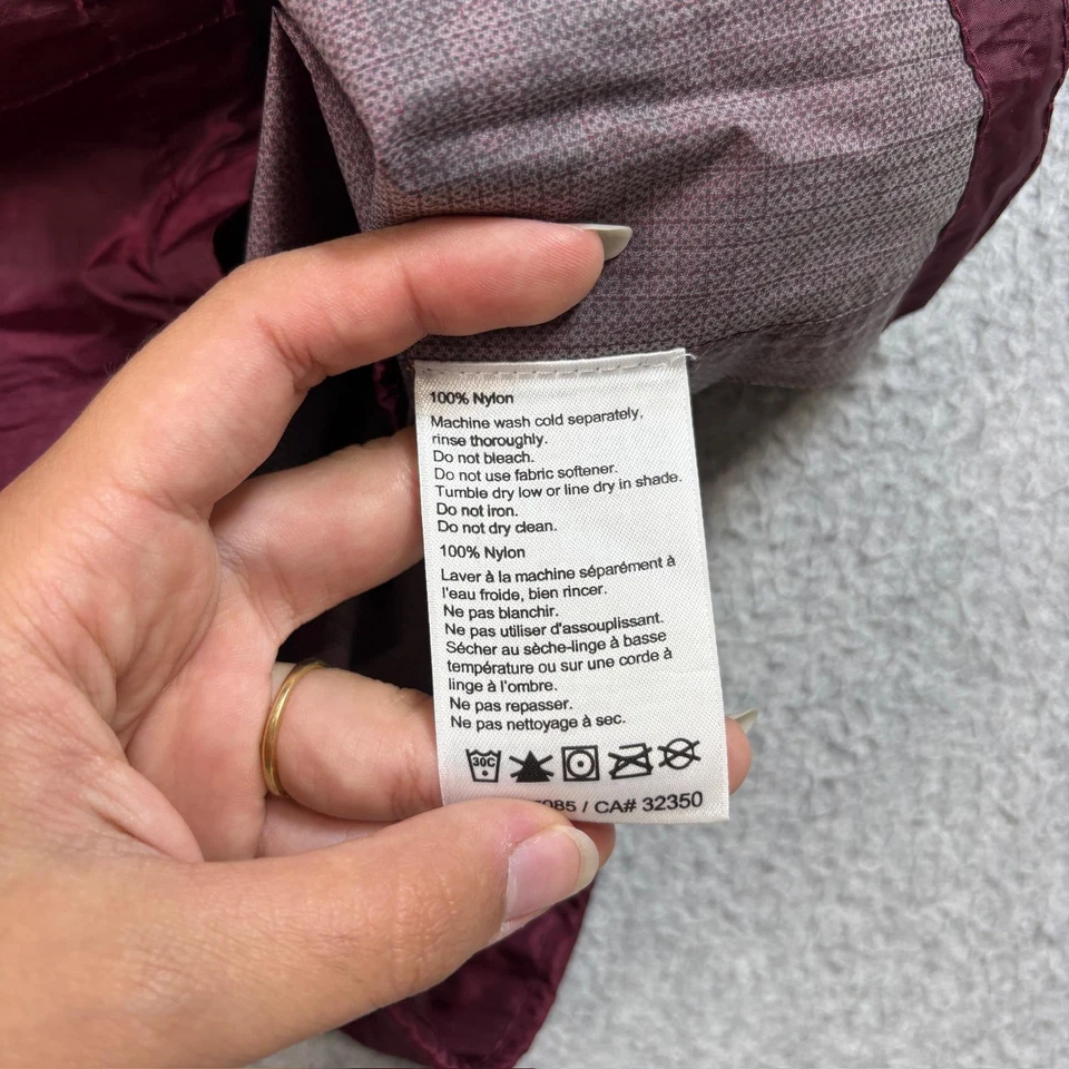 户外研究夹克男式小号 Pertex Shield 连帽轻便雨衣 — 第 4/4 张图片