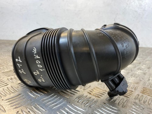 Mercedes-Benz E W212 2012 Diesel 100kW Ansaugrohr Ansaugschlauch Turbolader