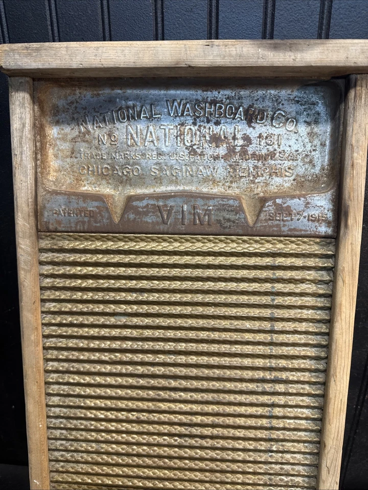 Lavabo de metal y madera vintage National Washboard Co. n.º 181 circa 1915 Foto 2 de 4