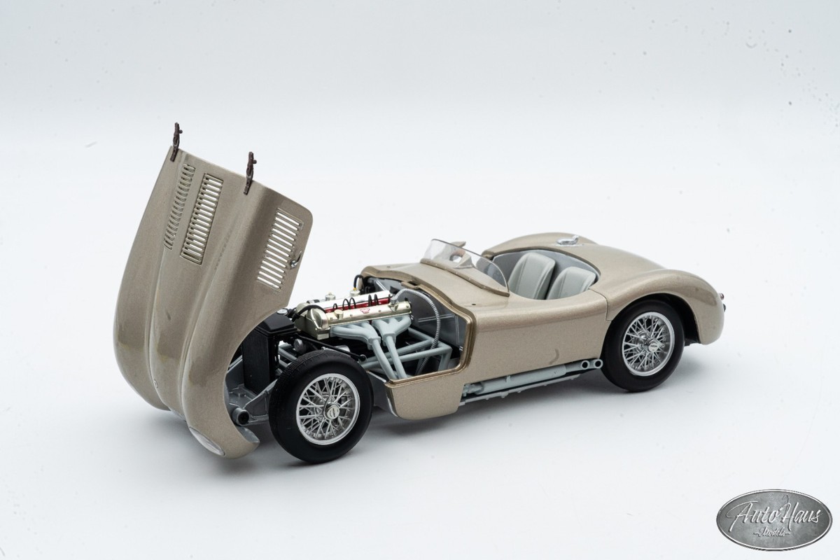 特価 AUTOart (1/18) ジャガー C-type AUTOART Jaguar C Type Classics Car 1:18 British Racing Green