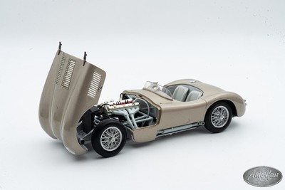 特価 AUTOart (1/18) ジャガー C-type 1/18 AutoArt 1951 Jaguar C Type Bronze 🤝ALSO OPEN FOR TRADE