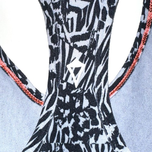 Ivivva Lululemon Girls Grey Black Zebra Scoop Neck Racerback Tank Top Size 6 - Picture 8 of 10