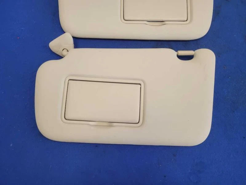 Par de parasoles delanteros Nissan Leaf 2011-2012 espejo parabrisas superior 1856 Foto 2 de 4