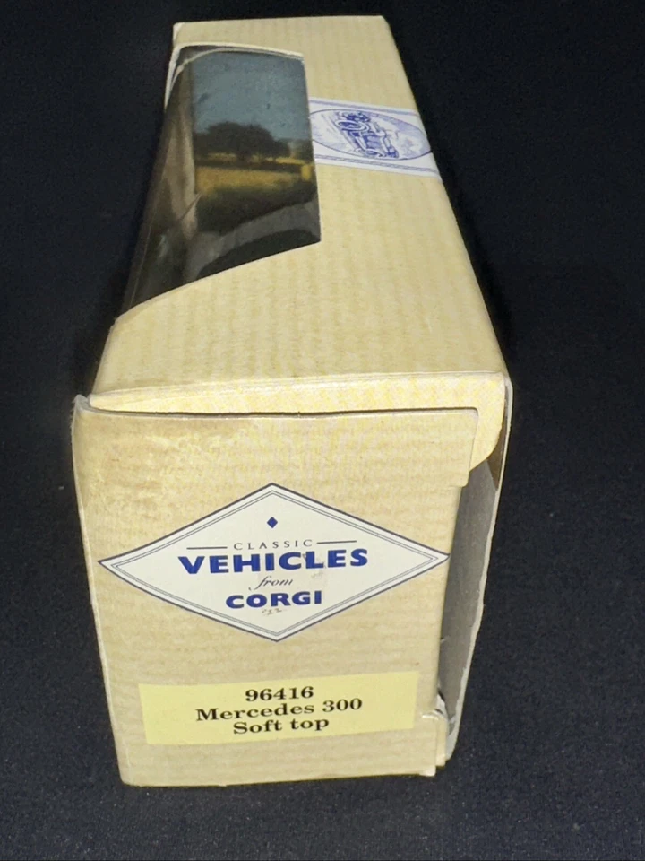CORGI CLASSICS 1:43 DIECAST  MERCEDES 300 SOFT TOP SILVER - Image 3 of 4