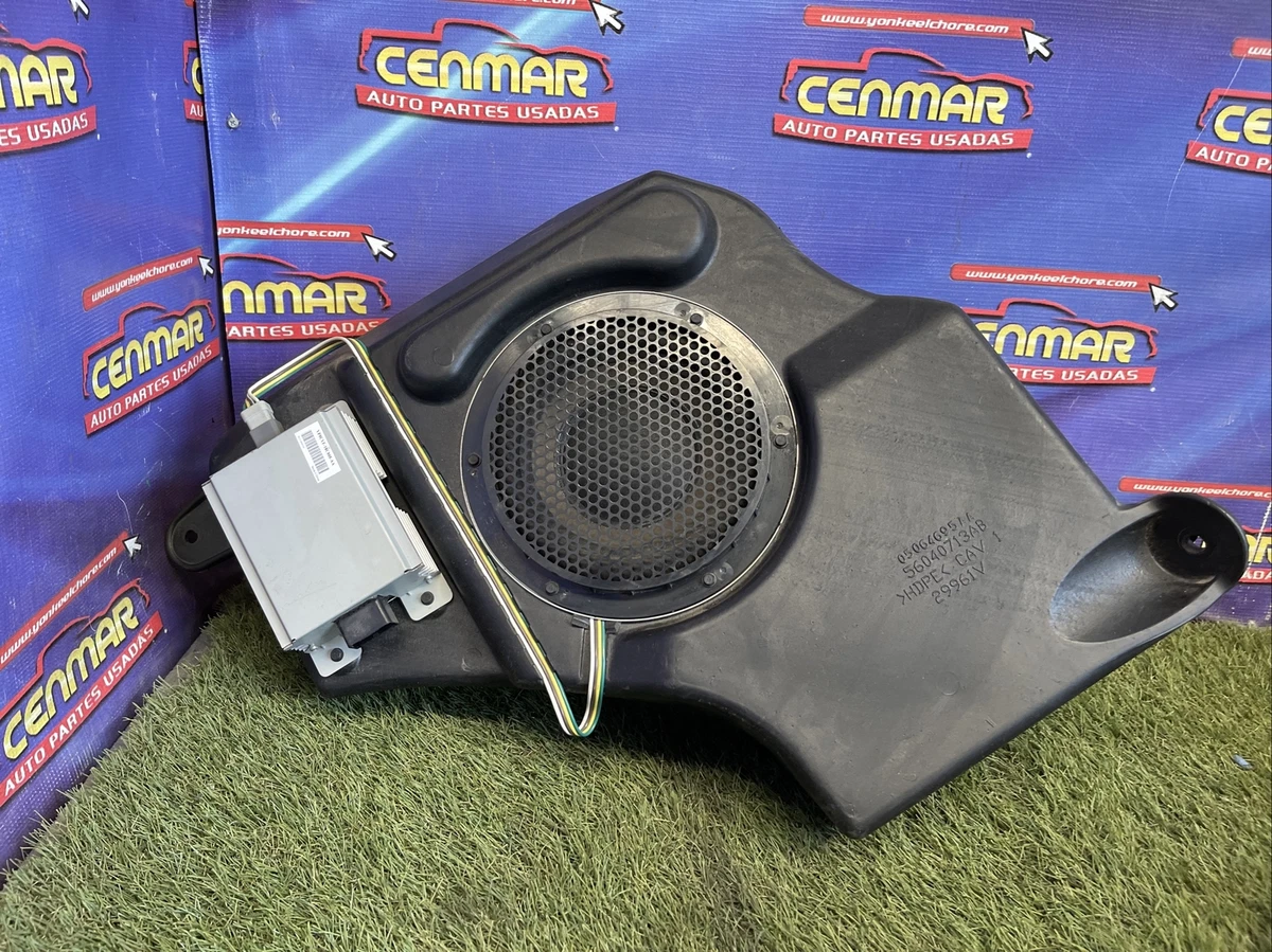 2007 2009 Jeep Patriot Compass Sub Woofer Speaker 56040713AB OEM