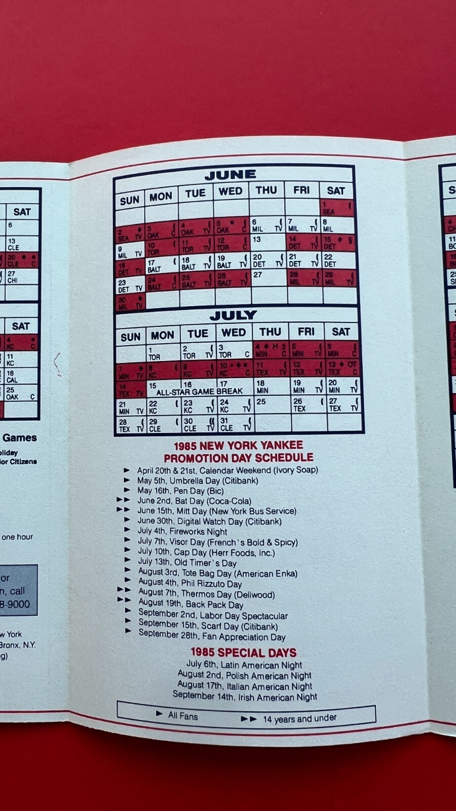 1985 NEW YORK YANKEES ~ MLB Baseball Tri-fold Schedule ~ Bud Light Back