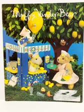 New North American Muffy Vanderbear 1997 Spring Bear  Bunny Collection Catalog