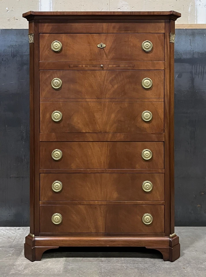 Cofre vintage de caoba estilo imperio para muebles panaderos, de B. Altman 5th Avenue Foto 2 de 4