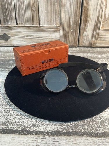 Vintage Wilson Safety Goggles, Motorcycle Goggles, Steampunk IOB Original Box!