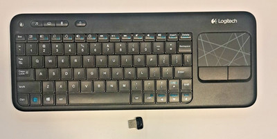 Logitech K400r Wireless Keyboard with Touch Pad and USB Dongle Tested & Works