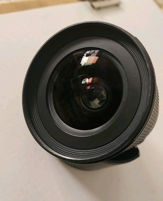 Sigma 28mm f/1.8 EX DG Lens Canon EF Mount + Hood Cap Tested Clean