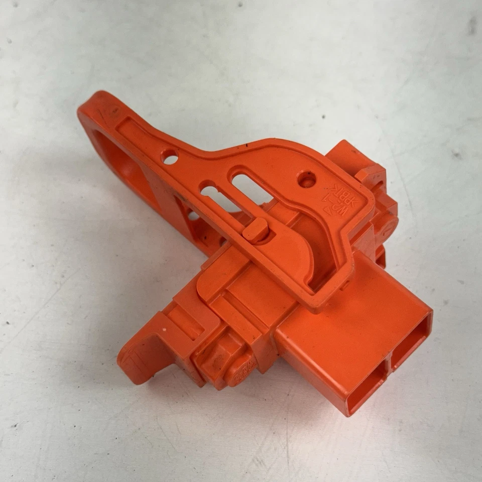 2004 -2007 2008 2009 Toyota Prius Hybrid Battery Safety Plug Fuse Disconnect OEM - Image 4 of 4