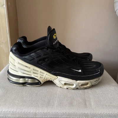 Nike Air Max Plus 3 Tn Homme Taille UK 9 Noir Blanc Streetwear Gym Running - Photo 1/4