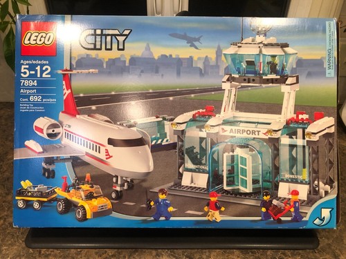 Lego City Aéroport 7894 - Avion Et Pièces - Incomplet (sans Boîte, Ni Notice)
