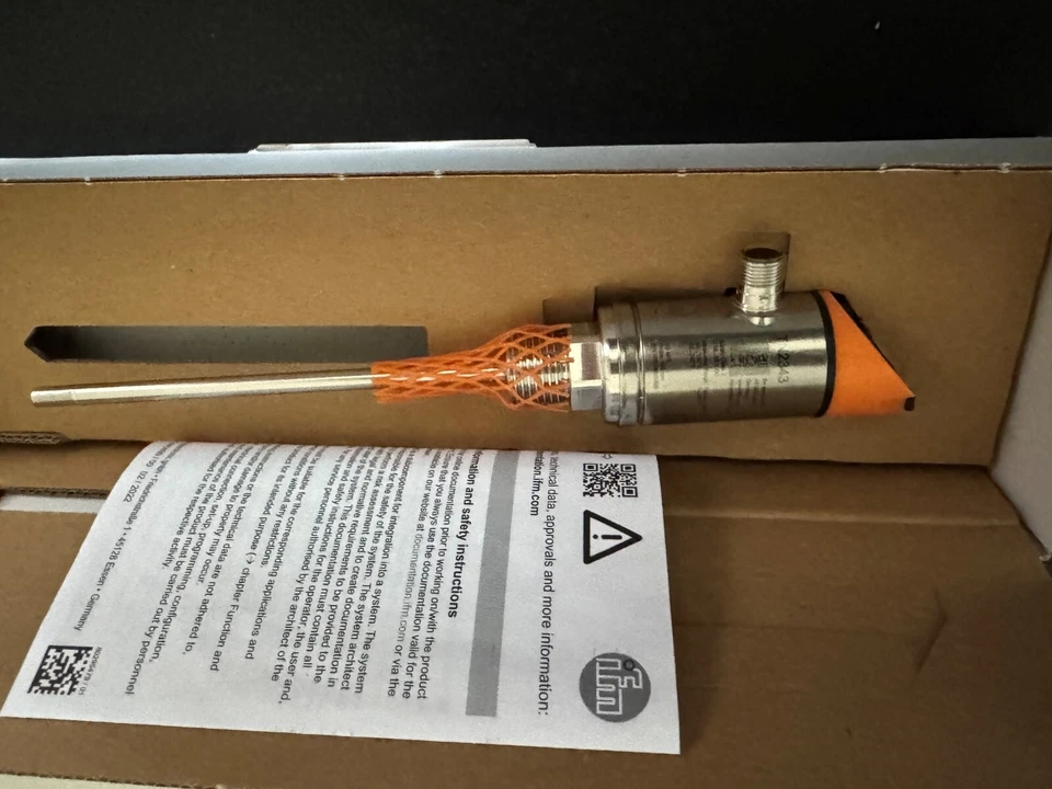 IFM Efector TN2343 Temperature Sensor - NEW - Image 2 of 4