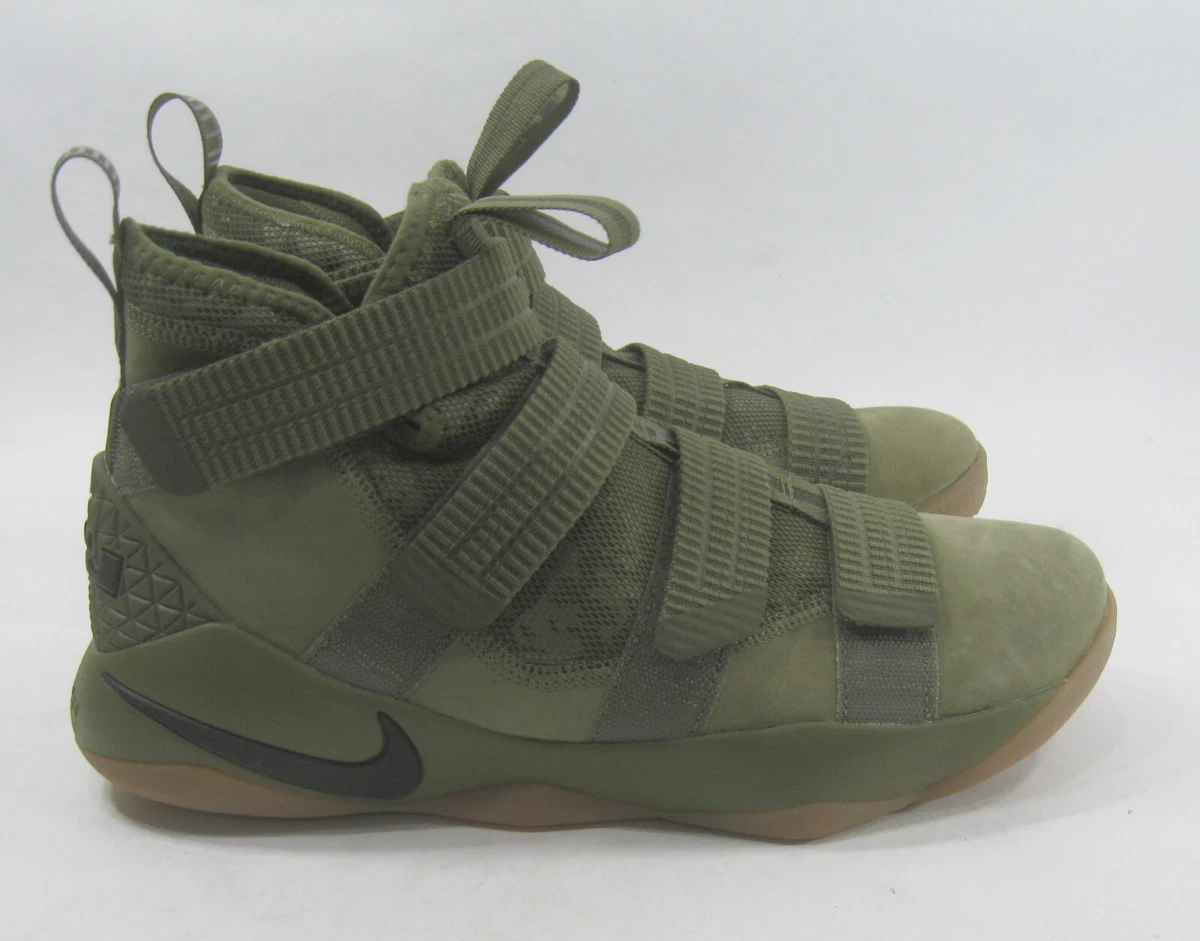 897646 200 Nike LeBron Zoom Soldier 11 Olive men size 8.5 9.5 defective