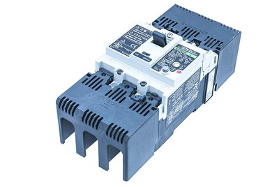Interruttore Automatico FUJI EG103AC 100A 3 Poli – Nuovo In Scatola, Modello EG103AC 3P 100A