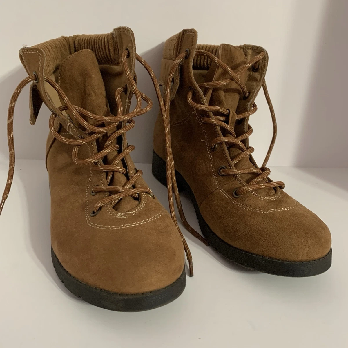 St. John\'s Bay dark brown suede ankle boots. Mint condition. Size 10.5 St. John main image 4