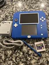 Nintendo 2DS Red, White & Blue Console + Games Mariokart 7, Mario maker & TMNT