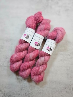 Yak Cloud Garn, Lace Weight, 50 g, DIRTY FLAMINGO