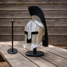 Casco Espartano Griego Rey Leónidas con Pluma Negra, Soporte Madera Gratis Pascua