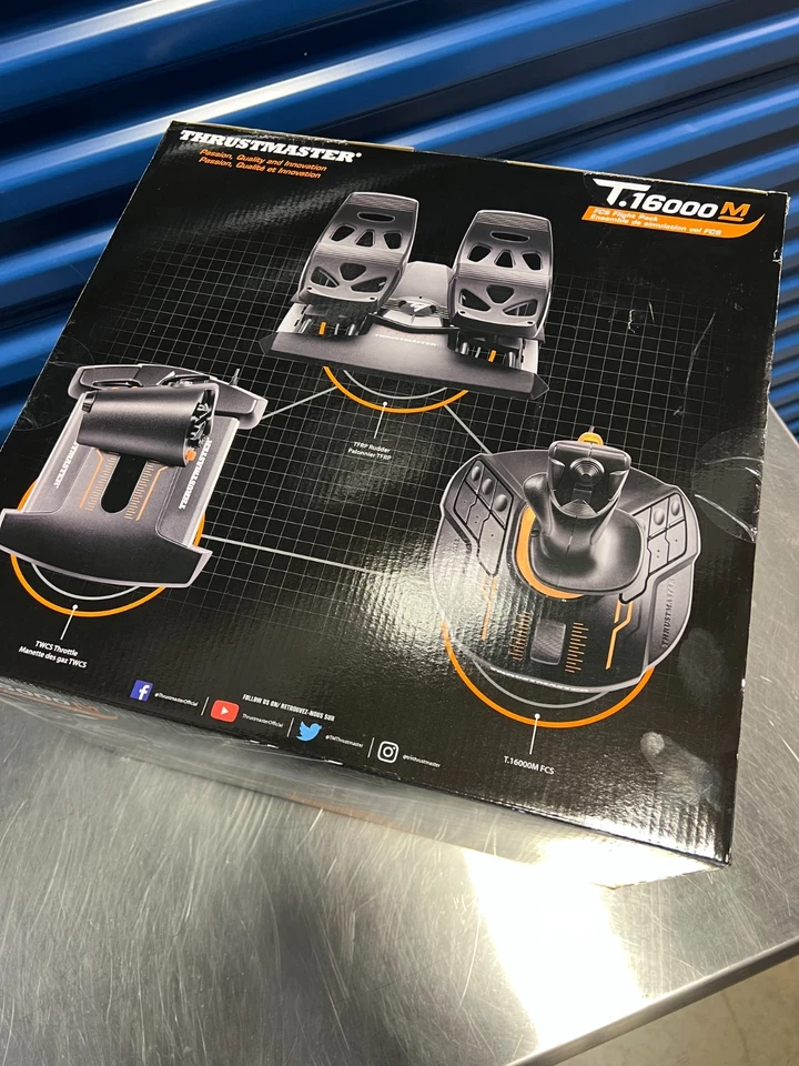 Thrustmaster T16000M FCS Flight Pack (Compatible with PC) - Image 2 of 4