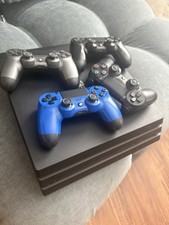 Playstation 4 with 4 controllers has everythi...