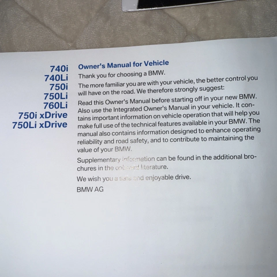 BMW 740i 740Li 750i 750Li 760Li 2011 manual del propietario - con estuche de cuero Foto 3 de 3