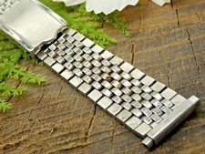 Bright Medalist Vintage Watch Band 16mm-20mm Deployment Clsp Stainless Pre-Owned