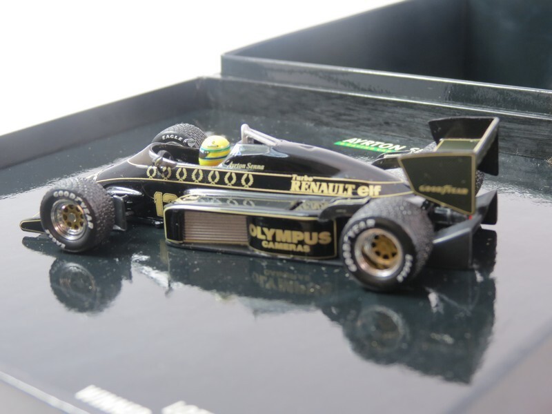 Minichamps Set Lotus Renault 97T #12 Ayrton Senna Portugal