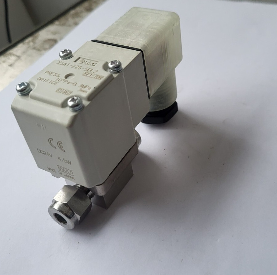 SMC XSA1-22S-5DL2 HIGH VACUUM VALVE (in8s1b2)