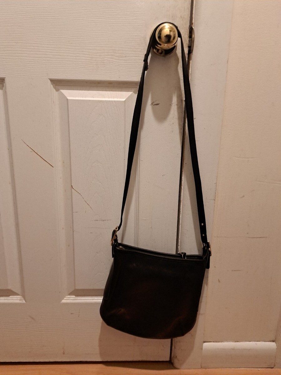 Vintage Coach #9204 Black Leather Slim Crossbody/Shoulder Bag w