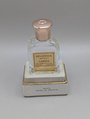 Vtg Bellodgia Caron Perfume Made In Paris France 1/4oz Extrait Miniature W/ Box