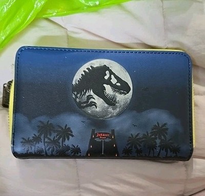 HTF-Loungefly Jurassic Park 30th Anniversary Zip-Around Wallet T-rex