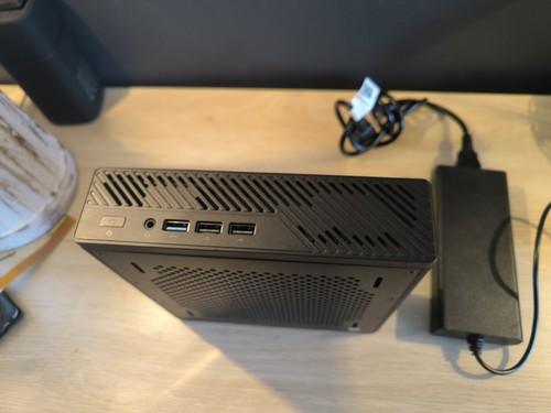 MINISFORUM MS-01-S1260 Mini PC, 32GB DDR5 1TB SSD, Intel Core i5-12600H - Bild 2 von 6
