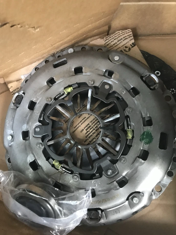 Kit de embrague y volante Honda Accord, Acura TL, tipo S 3,0 L, 3,2 L, 3,5 L (03-08) Foto 4 de 4