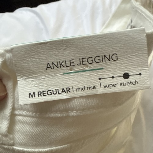 2 Paar Damenjeans Größe 8 oder Medium, neu & gebraucht, blau, weiß - Bild 4 von 10