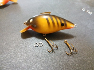Red River Pregnant Guppy Fishing Lure Louisiana yellow black bumble bee  shore | eBay