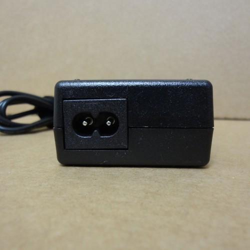 AC Adapter 19V 4.74A 2.5mm Barrel Tip Toshiba HP ASUS Lenovo PA-1900-04 - Picture 4 of 5