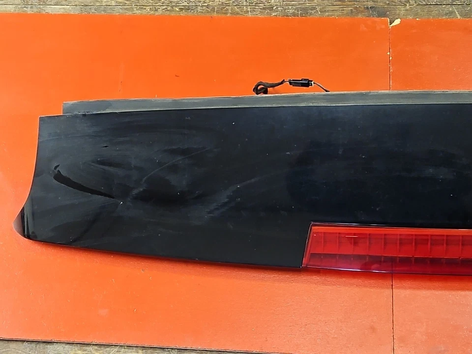 Tahoe & Yukon 2008-2013 híbrido puerta levadiza escotilla tercer alerón de freno alerón 41U: negro Foto 4 de 4