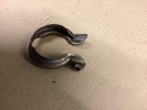 YAMAHA V-MAX AUSPUFFKRÜMMERKLEMME