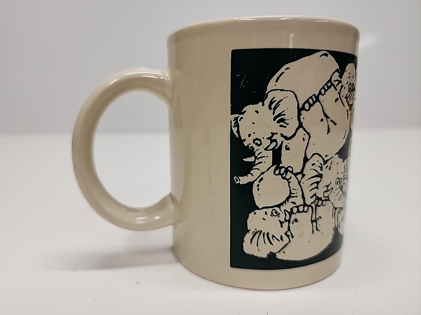 Vintage NAUGHTY ELEPHANTS Orgy Coffee Mug Off-white & Green  thumbnail 3