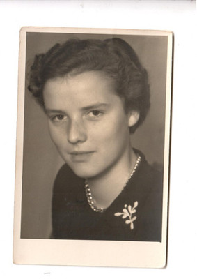 14108-photo memory * lady portrait * Tabarz 1950s