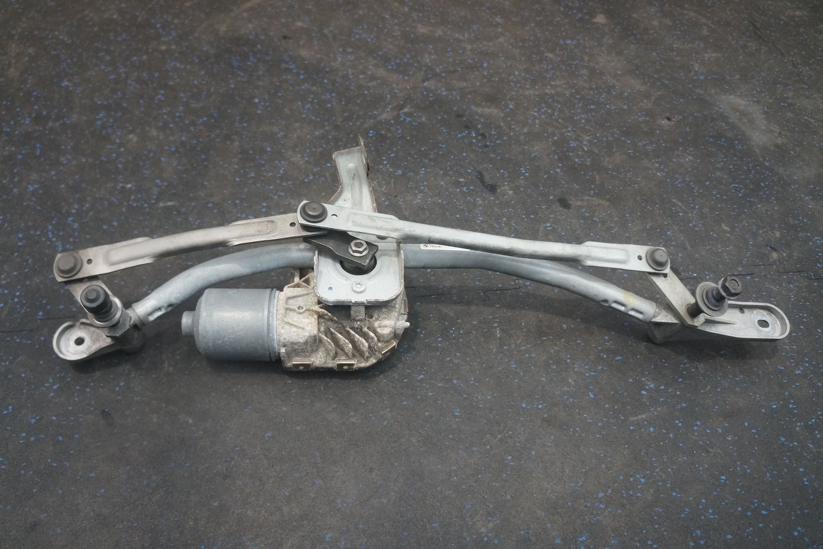 Front Windshield Wiper Motor Linkage 61617272451 Rolls Royce Ghost Series I 2010