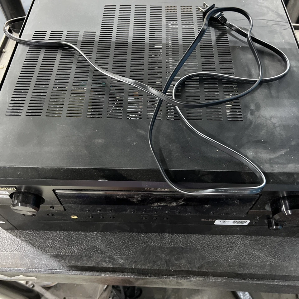 DENON AVR-589 AV receiver, 5.1 Surround - Image 2 of 4