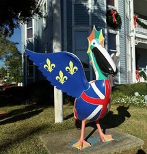 Several US cities decorate their streets colorful animal sculptures as so 1