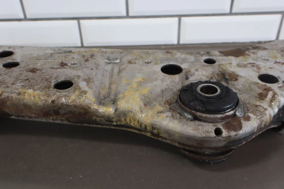 2003-2009 Hummer H2 Front Differential Carrier Mount Support Crossmember OEM - Image 3 of 4