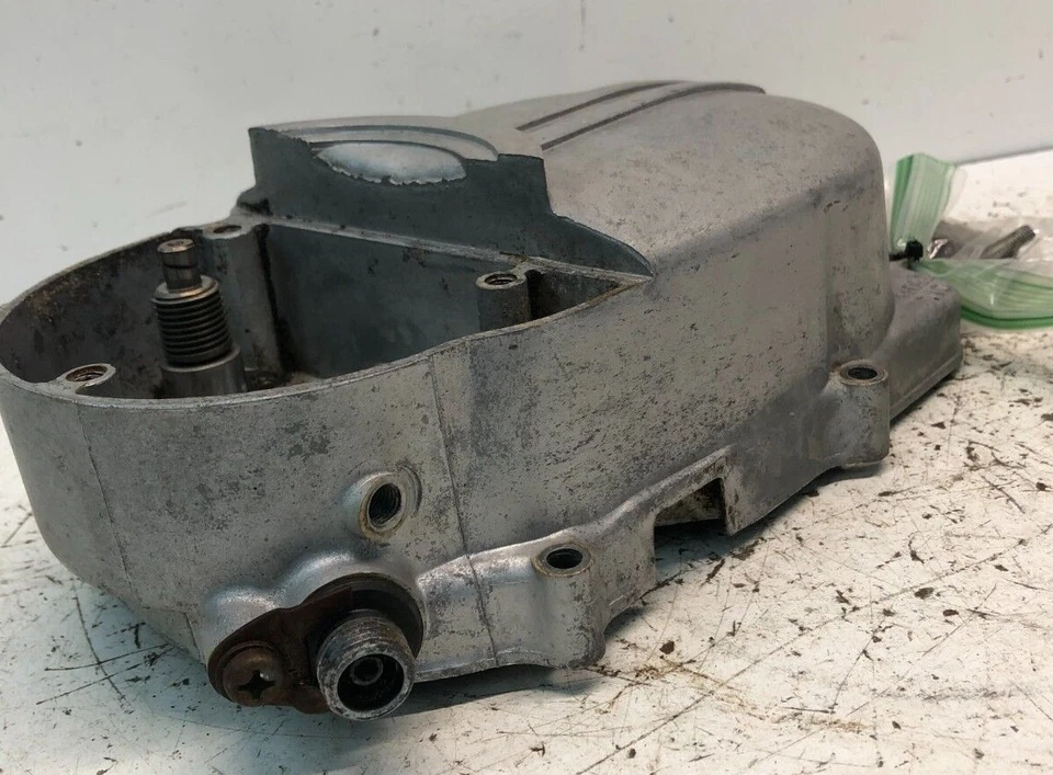 Cubierta derecha del motor Yamaha LS2 100 / cubierta del embrague + herrajes Foto 4 de 4